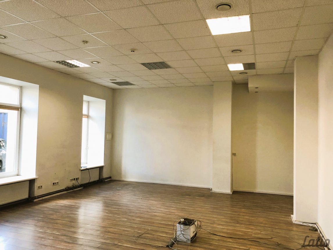 Komerctelpas — Lāčplēša iela 87E, Rīga, Avoti