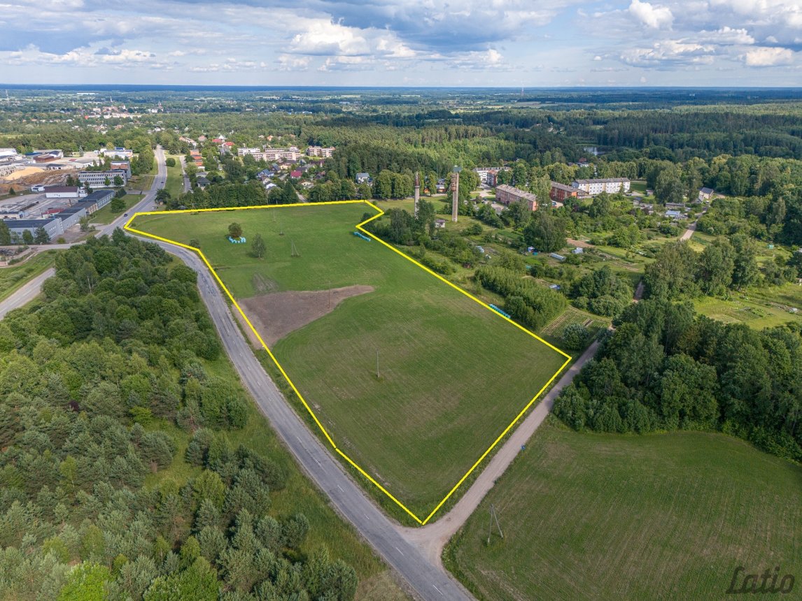 Zeme — Ozolu iela 1, Kurmāles pagasts, Kuldīgas novads