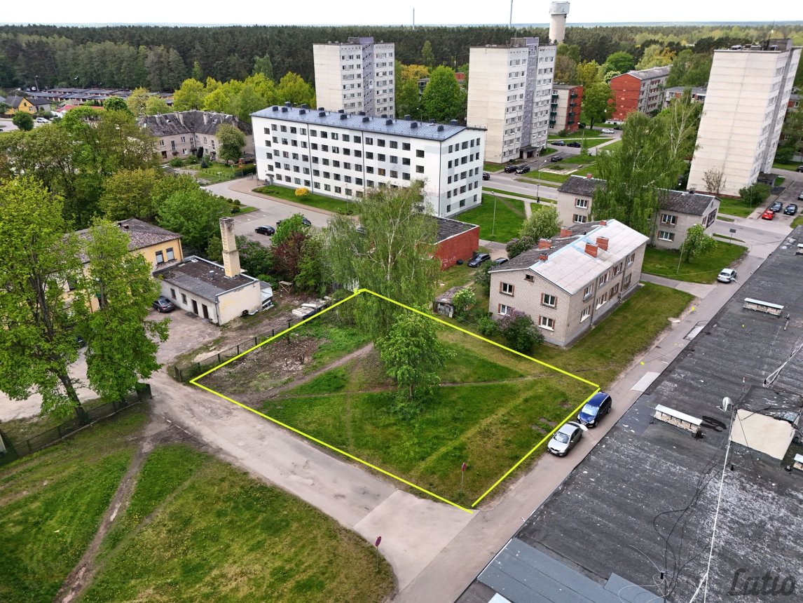 Zeme — Oškalna iela 9, Jūrmala, Jūrmalas pilsēta
