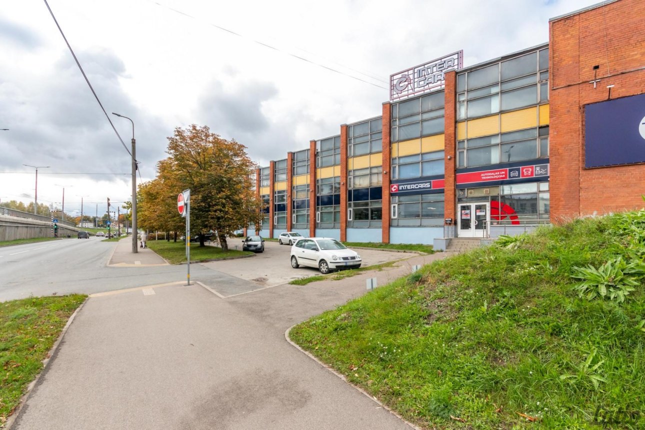 Komerctelpas — Kārļa Ulmaņa gatve 2, Rīga, Torņakalns