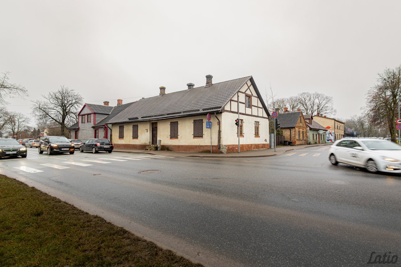 Māja — Brīvības iela 22, Dobele, Dobeles novads