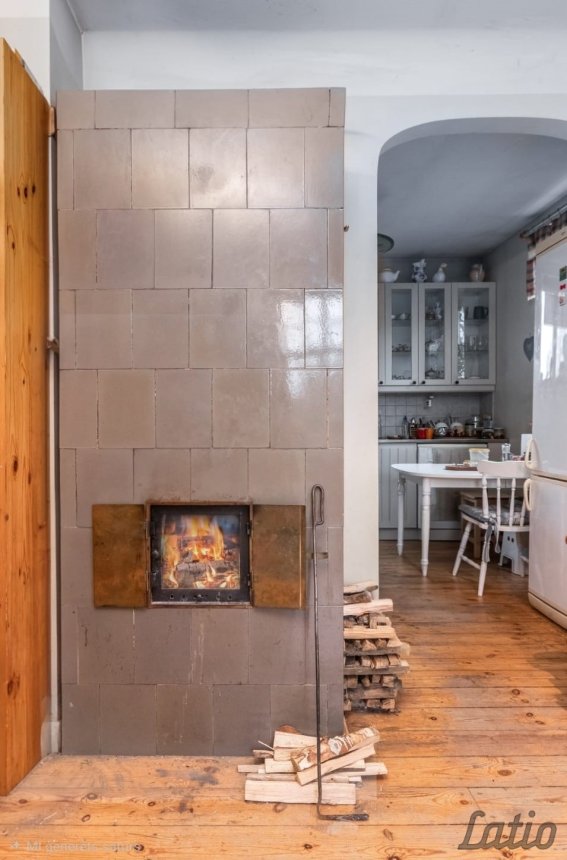 Māja — Krustabaznīcas iela 8, Rīga, Teika