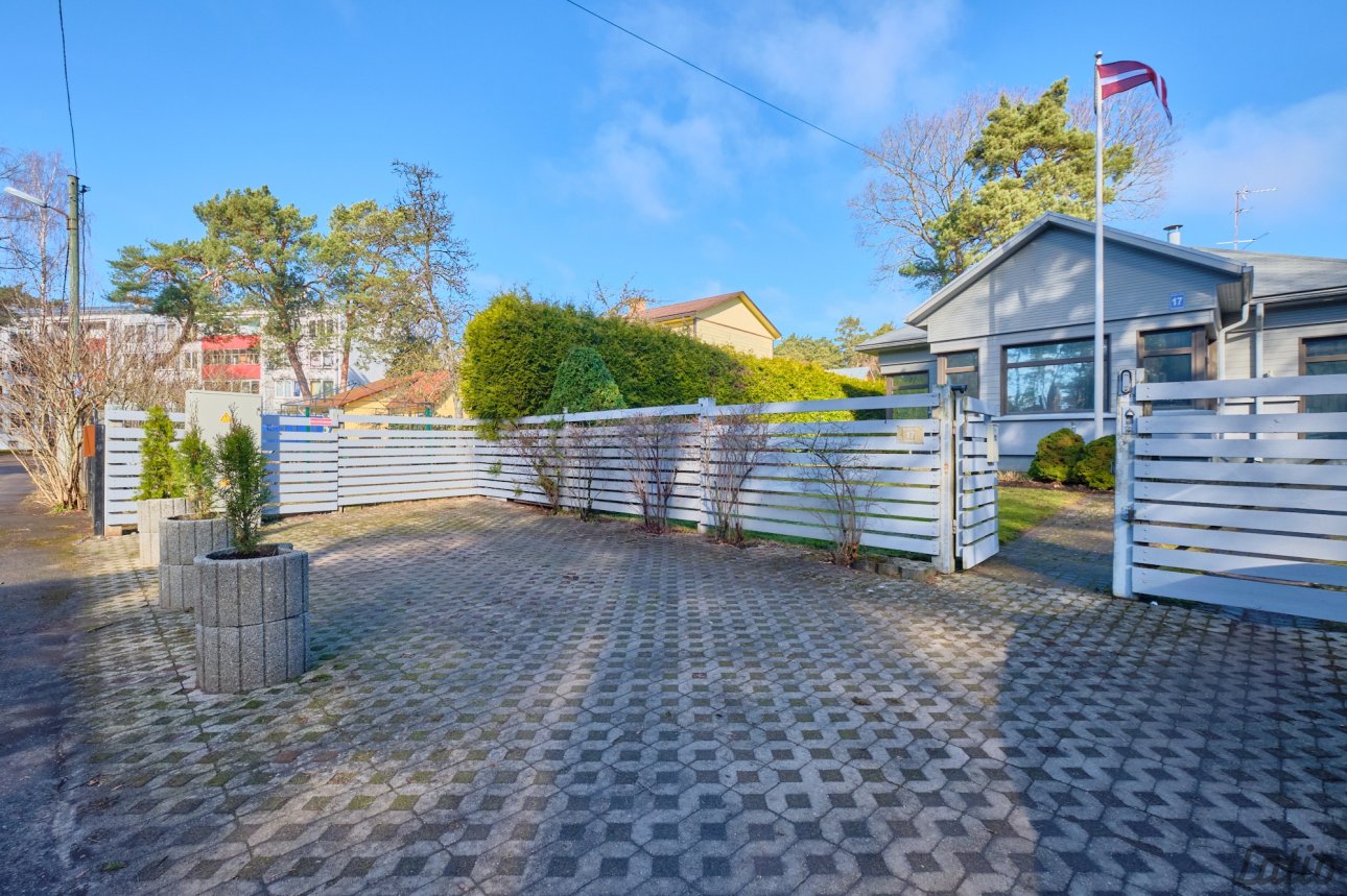Māja — Saldus iela 17, Jūrmala, Jūrmalas pilsēta