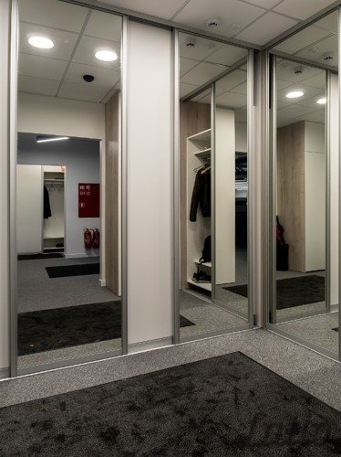 Komerctelpas — Krišjāņa Valdemāra iela 21, Rīga, Centrs