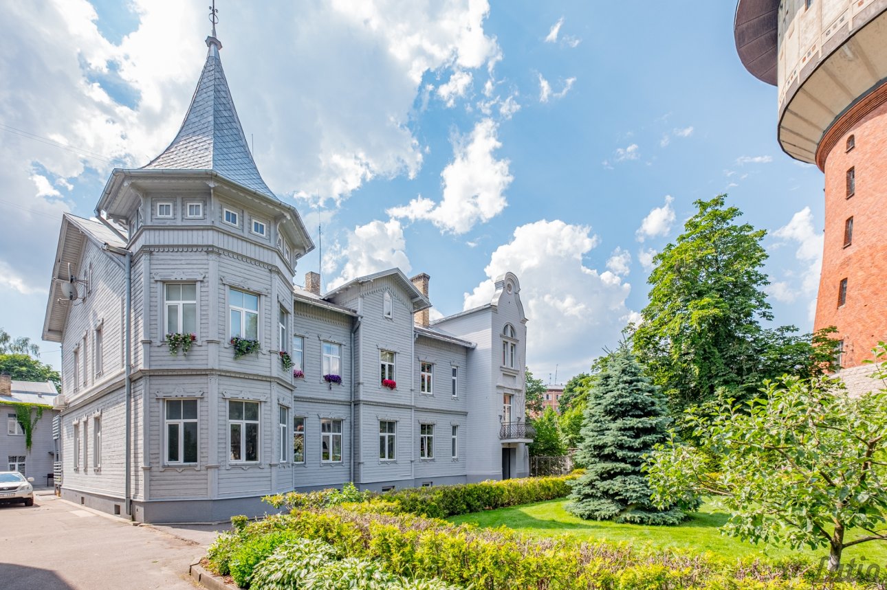 Komerctelpas — Alīses iela 2, Rīga, Āgenskalns