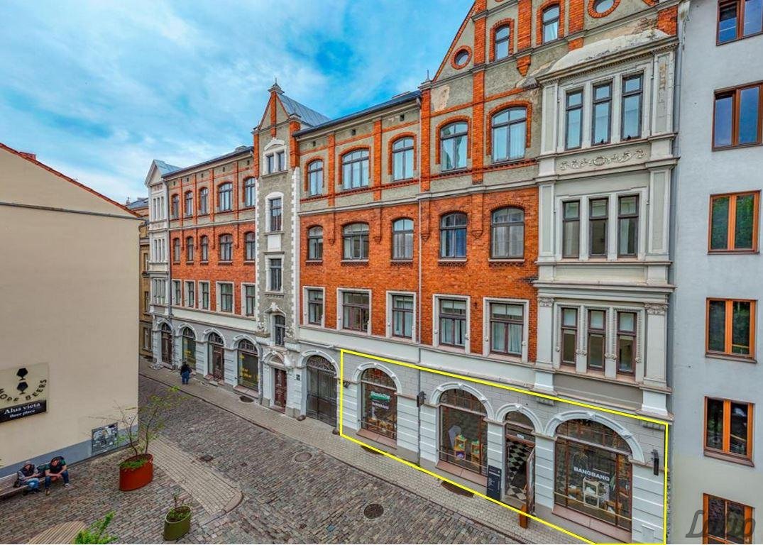 Komerctelpas — Kalēju iela 18/20, Rīga, Vecpilsēta