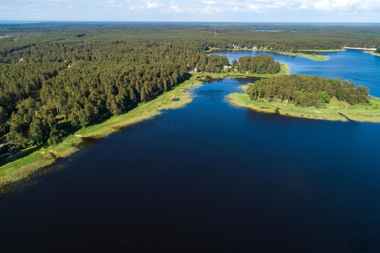 Zeme — Laimdotas iela 7, Carnikavas pagasts, Ādažu novads