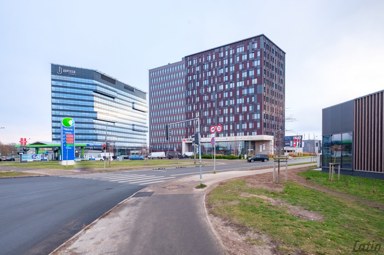 Komerctelpas — Sporta iela 11, Centrā, Skanste